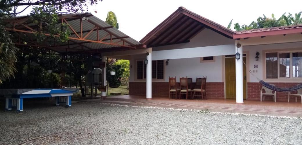 Hotel Campestre Las Bailarinas Armenia  Exterior photo