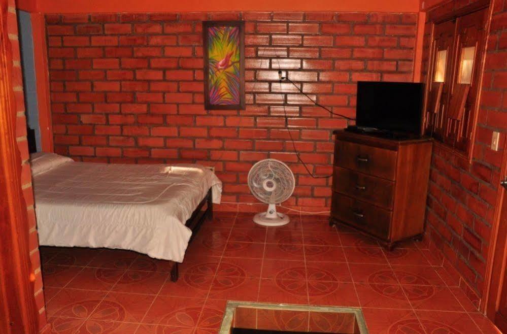 Hotel Campestre Las Bailarinas Armenia  Exterior photo